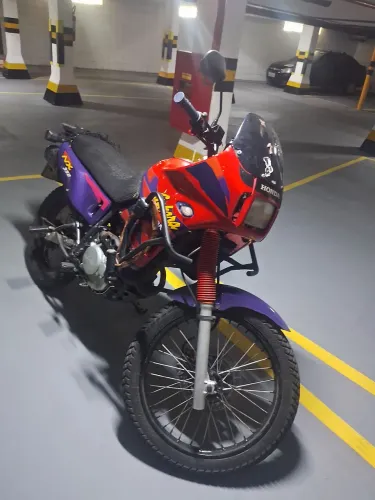 MOTO HONDA SAHARA 1997