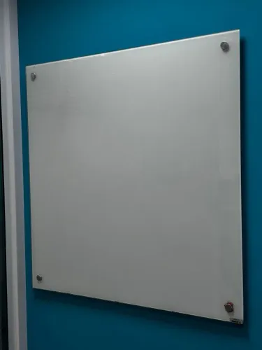 QUADRO DE VIDRO INCOLOR PARA ESCRITÓRIO
