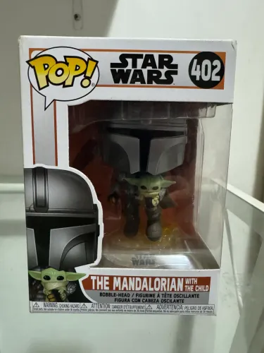 Funko Pop! Star Wars The Mandalorian with The child Grogu #402