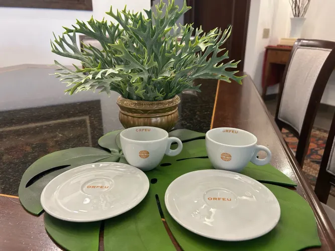 Xícaras para café e cappuccino