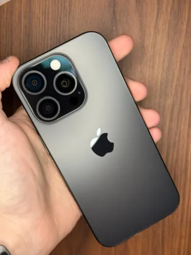 iPhone 16 Pro SEMINOVO