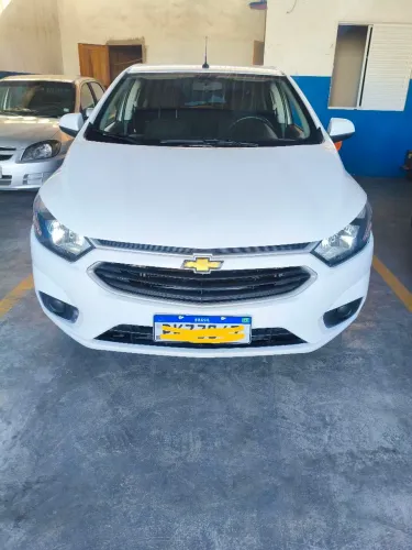 Chevrolet Onix Hatch LT 1.0 8V Flexpower 5P Mec. 2018