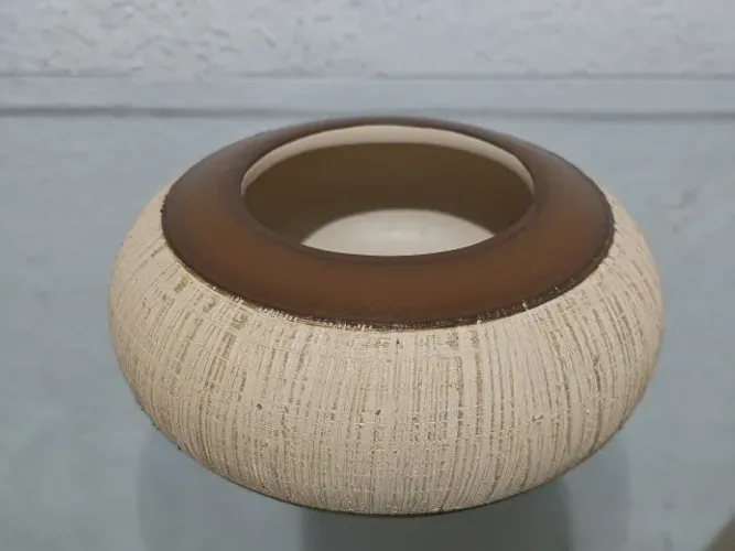 Porta Objetos Cachepot Redondo P Decoração em Cerâmica Marrom e Palha Ganash