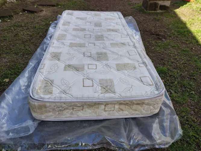 Com entrega colchão solteiro molas simples 