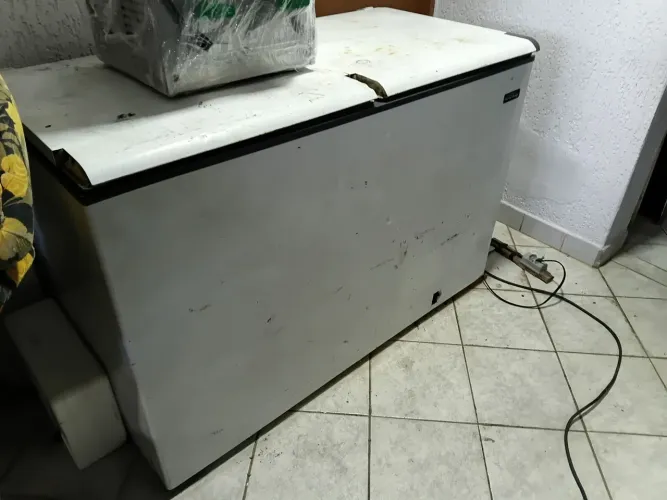 Freezer esmaltec