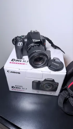 Câmera Digital Canon SL3 cor preto Eos Rebel SI3 Dslr Com Lente 18-55mm
