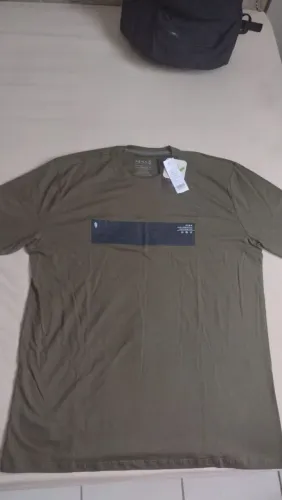 Vendo uma blusa nova masculina