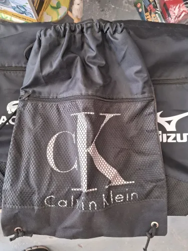 Mochila com cordão