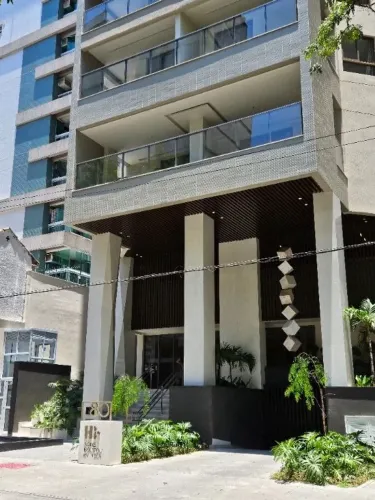 Apartamento 3 quartos na quadra da praia