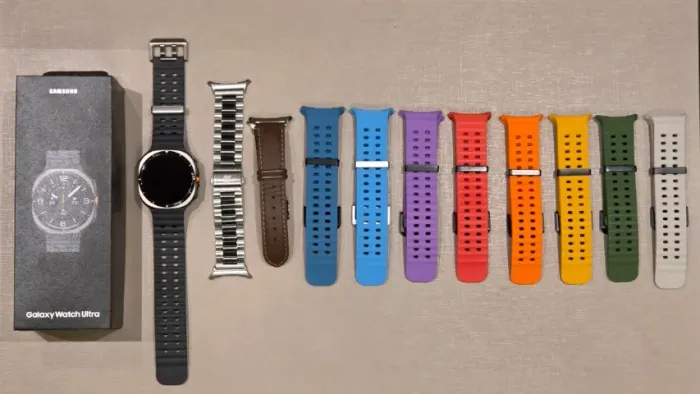 Samsung Galaxy Watch Ultra (com 11 pulseiras e 2 cabos carregadores)