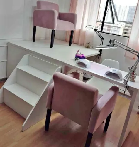 Trono manicure