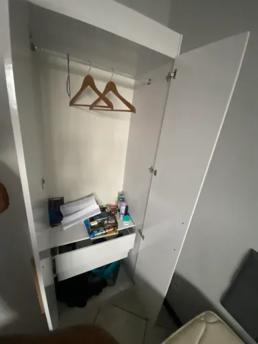Guarda roupa 4 portas