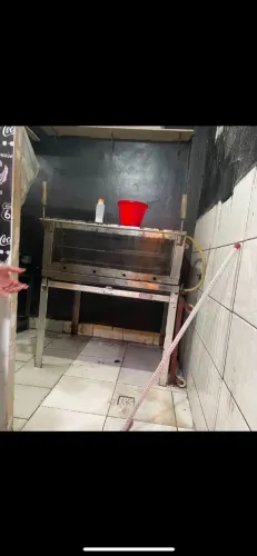 VENDO FORNO INDUSTRIAL COM PEDRA REFRATARIA