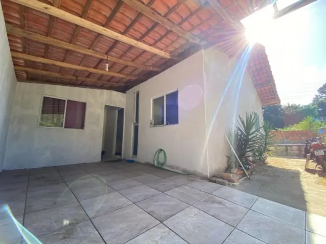 CASA COM 2 QUARTOS PARA LOCAÇÃO - MINERAL