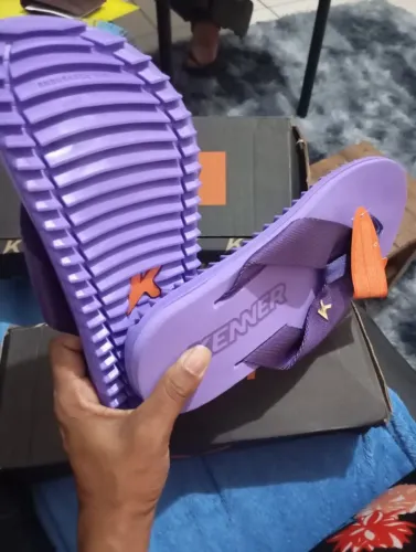 Chinelas kenner 