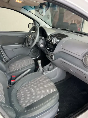 Fiat Palio Attractive 1.0 EVO Fire Flex 8V 5P 2013