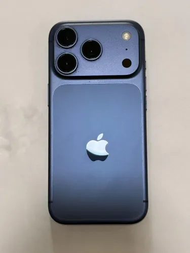 iPhone 17 pro 256gg