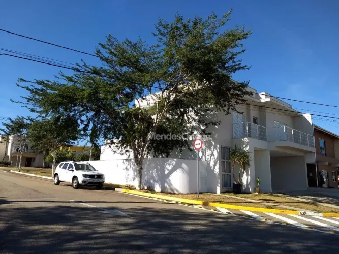 Casa com 3 dormitórios para alugar, 220 m² por R$ 8.142,18/mês - Golden Park Sigma - Soroc