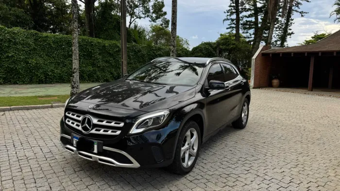 Mercedes-Benz GLA 200 Adv. 1.6/1.6 TB 16V Flex Aut. 2019