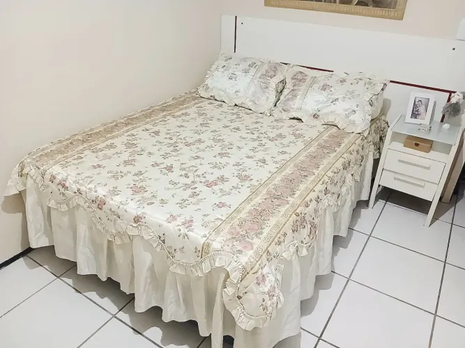 Cama Box Casal Padrão, Com Base e Colchão.