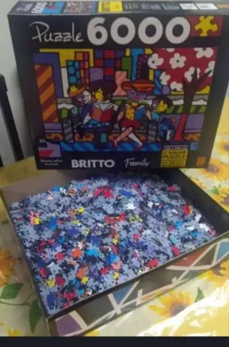 Quebra cabeça Romero Brito Family 6000 peças