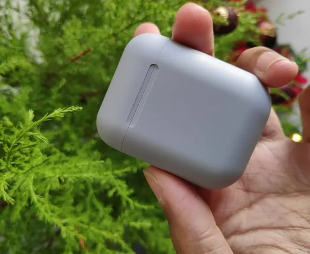 Fone de ouvido bluetooth i12 - com sensor