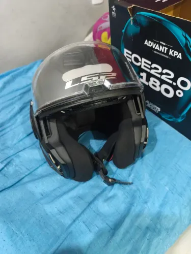 Capacete LS2 advant