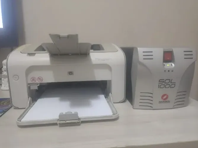  (Impressora HP LaserJet 1005 + Estabilizador Microsol Sol 1000)