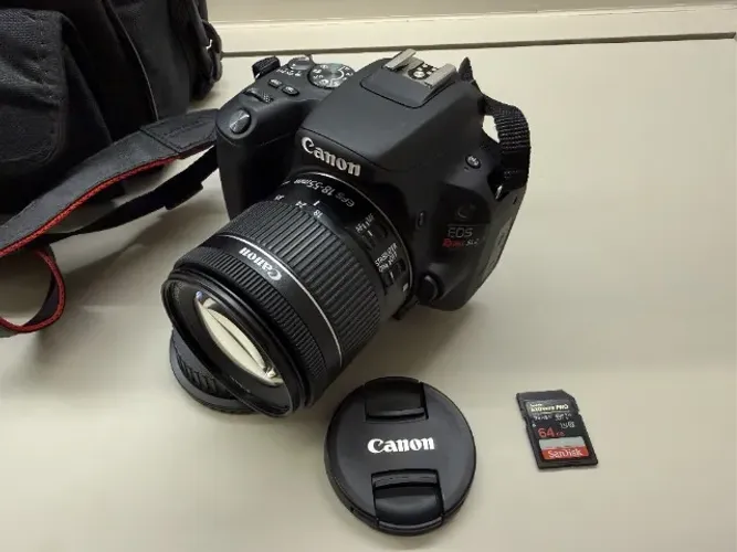 Canon Rebel SL2 + lente 18-55MM + mochila+ SD Card