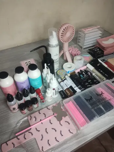 Materiais de Cílios e sombrancelha
