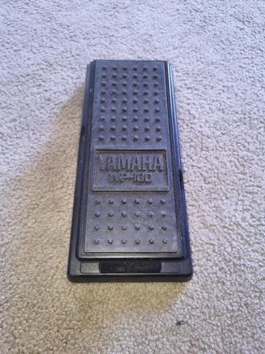 Pedal Wha Wha Yamaha WP-100 estéreo. Vintage!