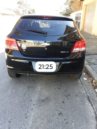 Chevrolet Onix Hatch LT 1.4 8V Flex Power Mec. 4P 2015