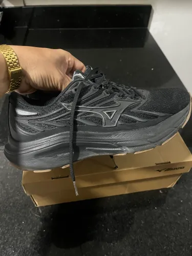 Tênis Mizuno original seminovo 