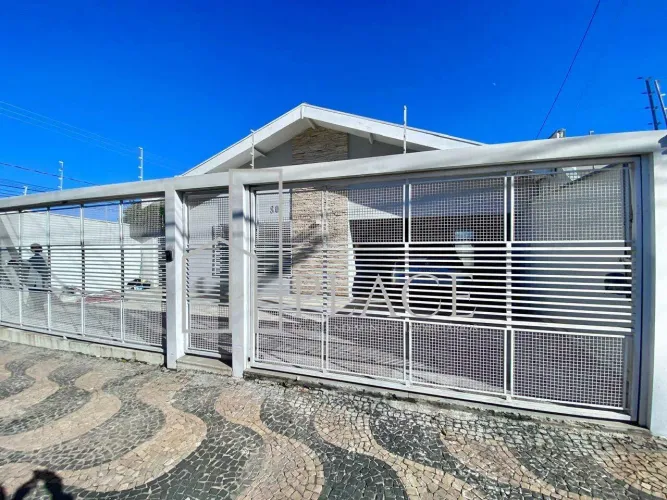 Casa para aluguel em Marília (Fragata) com 3 quartos, 1 suíte e churrasqueira