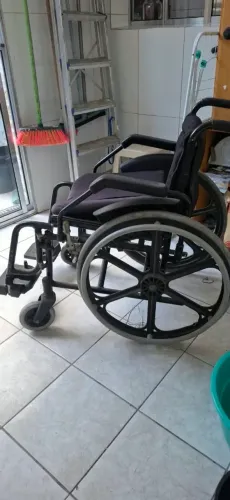 Cadeira de Rodas