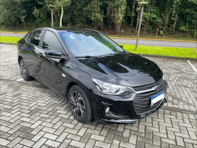 Chevrolet Onix Plus LT 1.0 12V Flex Mec. 4P 2025