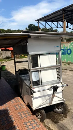 Trailer a venda