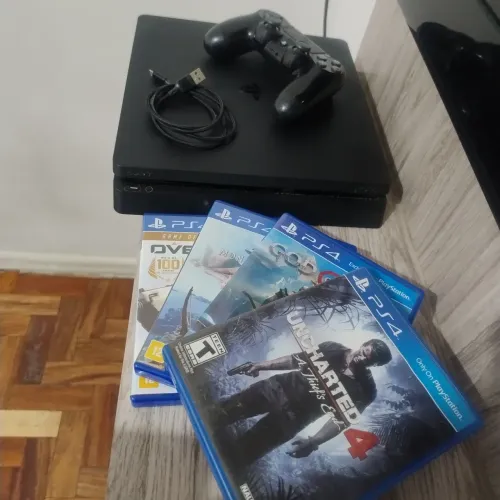 Playstation 4 slim acompanha 4 jogos 