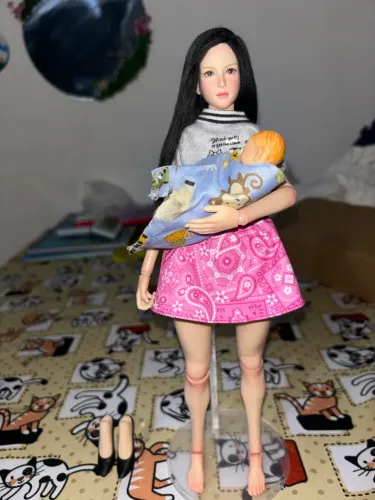 Action figure 