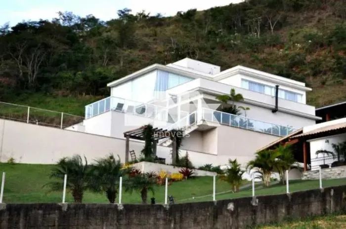 Granja alto luxo condomínio Vale da Serra, Salvaterra, Juiz de Fora - MG.