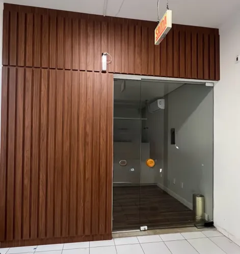 Painel Ripado em MDF Amadeirado - Sob Medida