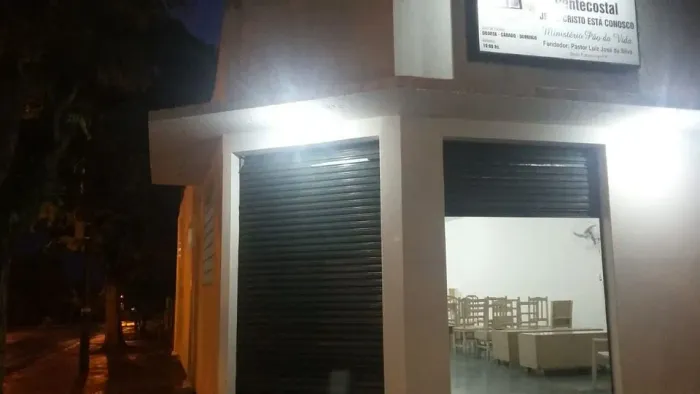 ALUGA-SE, VENDE-SE OU PERMUTA PRÉDIO COMERCIAL EM AMAPORÃ 