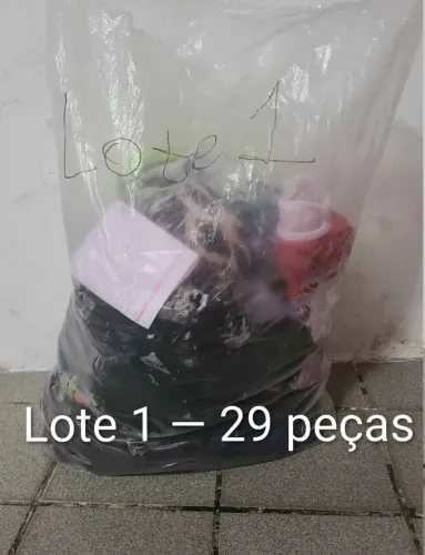 Lotes de roupas (Ler descrição)