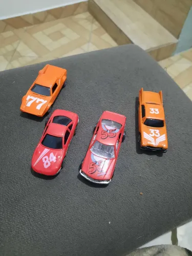Kit 4 carrinhos miniatura 