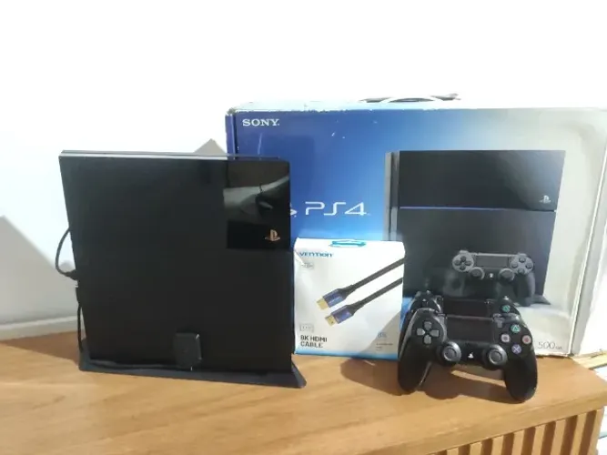 Ps4 fat 9.0 gold Hen 5TB 80 Jogos + controle original + caixa // Envio olx pay