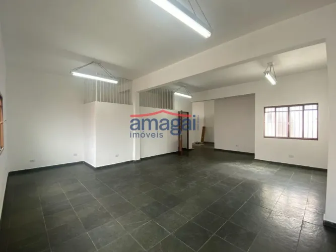 Imóvel comercial e residencial a venda no Jd Paraíba em Jacareí
