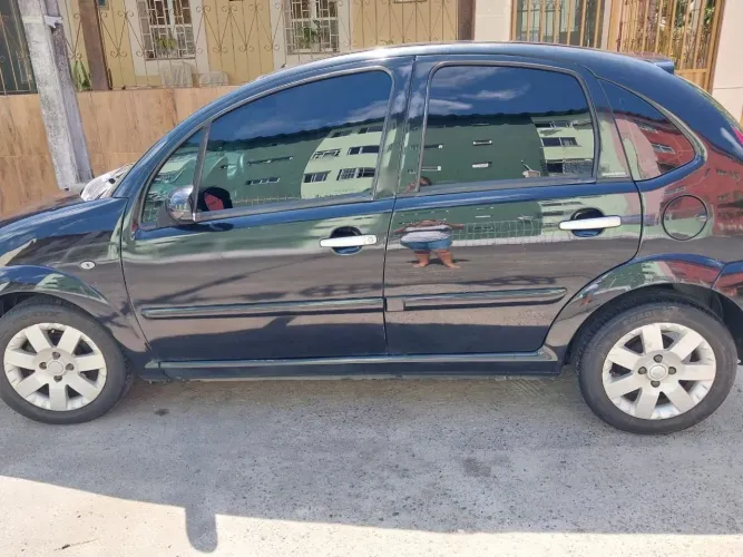 Citroen C3 Exclusive 1.4 Flex 8V 5P 2011
