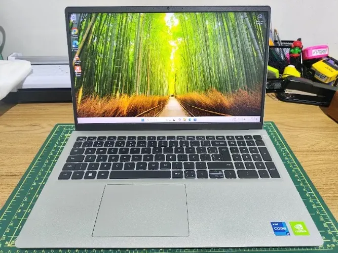 Notebook Dell Inspiron i7 13°Geração, 16gb Ram, SSD 1Tb, MX 550 Dedicada, Tela Full HD