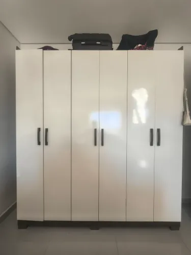 Guarda Roupa Grande 6 portas