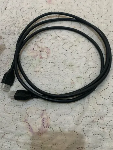 Vende-se cabo HDMI